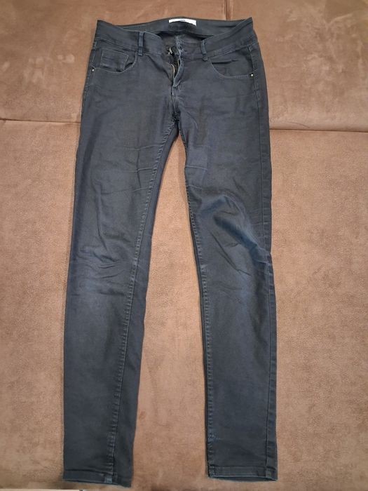 Лот дамски/младежки дънки 5 бр за 10 Евро