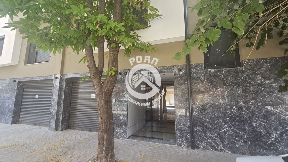 Продава се Тристаен апартамент в Пловдив, Кючук Париж - 281 кв.м за 819 €/кв.м - Снимка #9