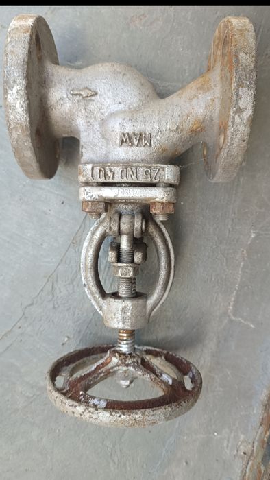 Продам задвижку.