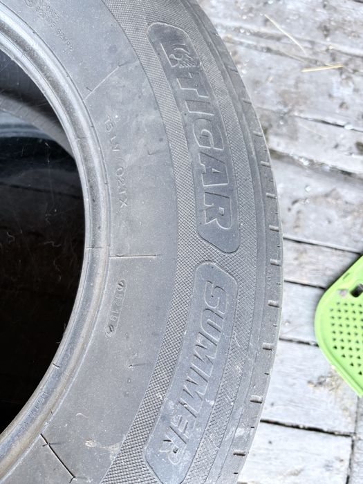 Продам шины 265/65 R17