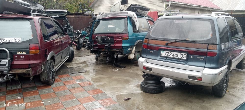 Митсубиси шариот руннер рвр спес вагон