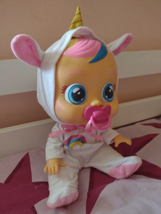 Cry baby. Плачещо бебе