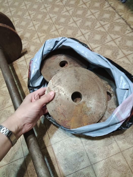 Продам штангу с блинами вместе