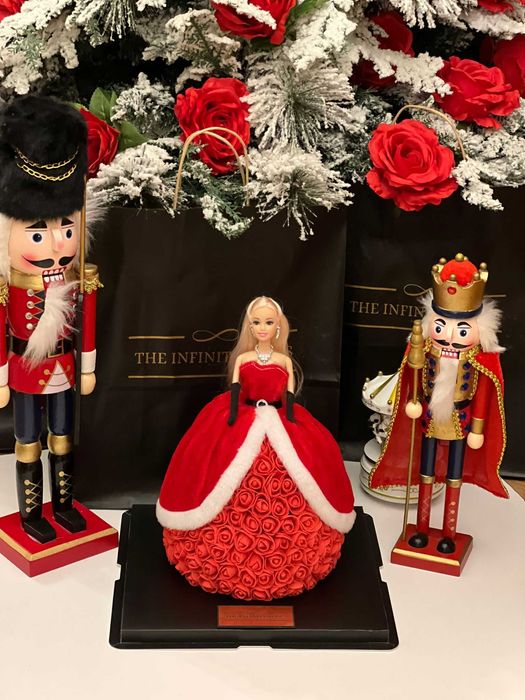 Papusa Barbie fete editie limitată de Craciun cadoul perfect