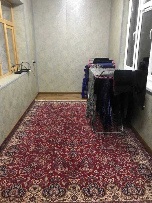 Продам 4 - комнатную квартиру