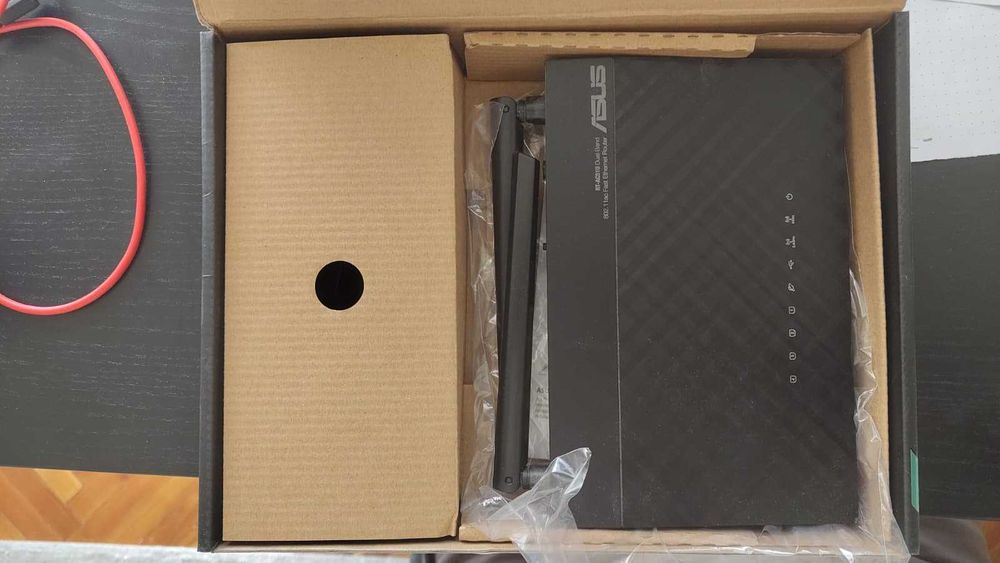 Wireless ASUS RT-AC51U Dual-Band AC750, 4 porturi LAN