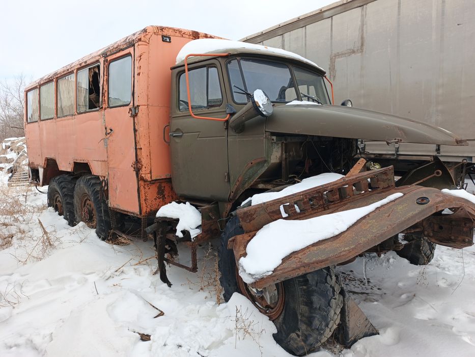 Запчасти на Урал по двигателю