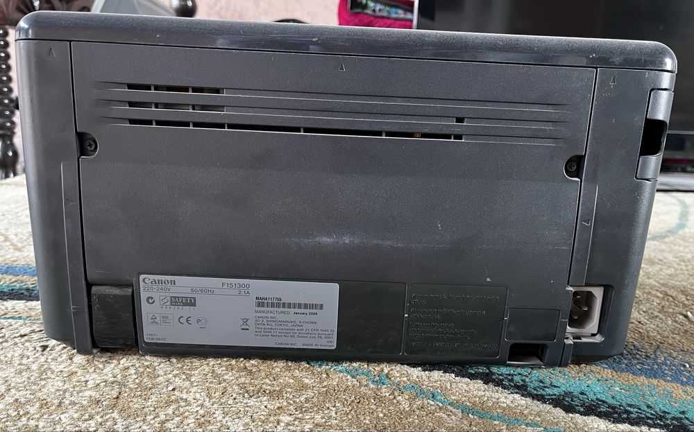 Продам Б/У принтер Canon на запчасть