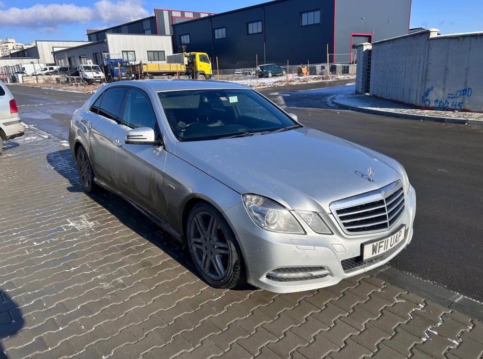 Mercedes E-Class AMG на части