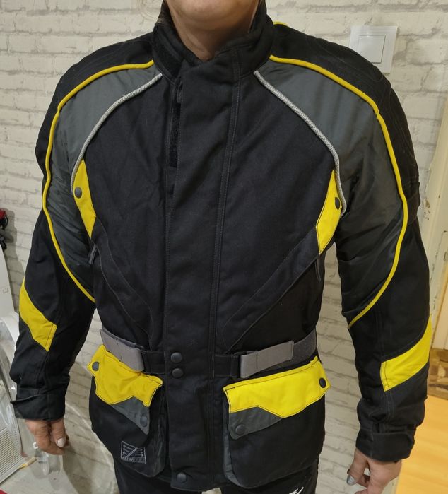 Текстилно мото яке