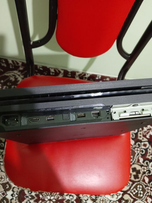 Play Station 4 Pro на 1 TB