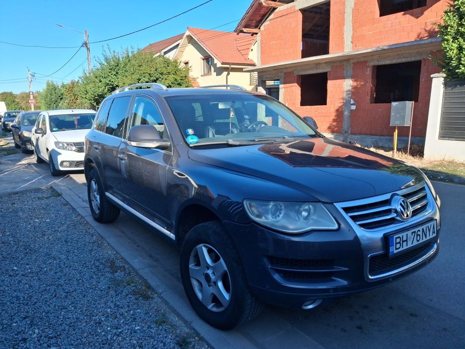 Vând Touareg 2007...2.5 Tdi