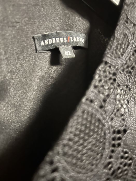 ANDREWS рокля с дантела