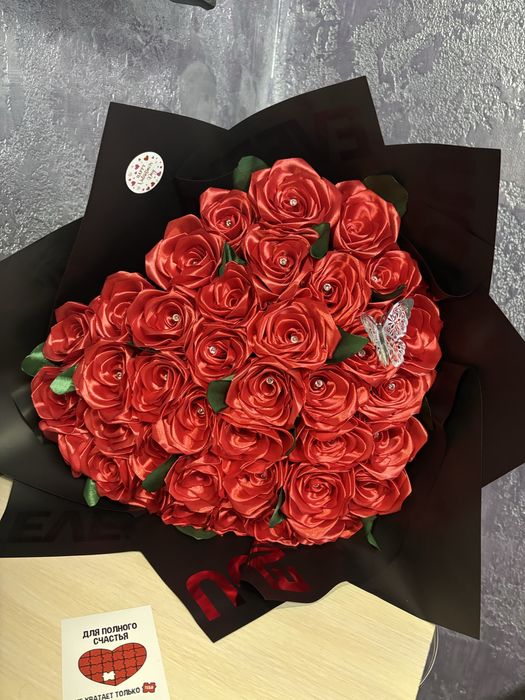 Букет из атласных лент