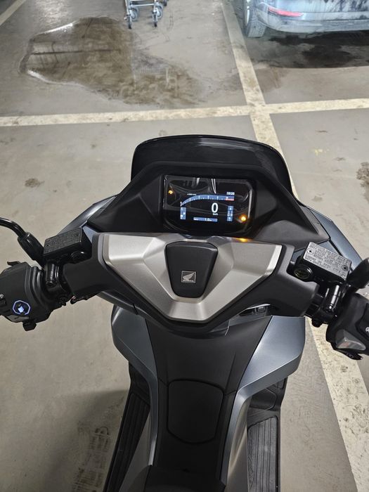 Scuter Honda Pcx 125 DX Nou 2026