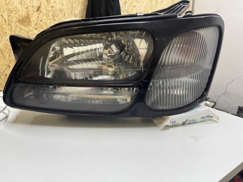 Фары XENON Subaru Legacy Outback BH BE доресталинг 98-00г