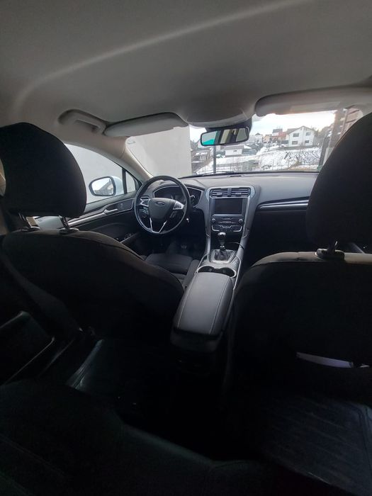 Vând Ford Mondeo