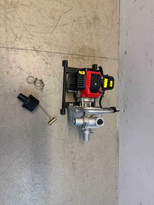 092101	Помпа водна бензинова 1.25kW 1.5" 250 L/min RD-GWP03J