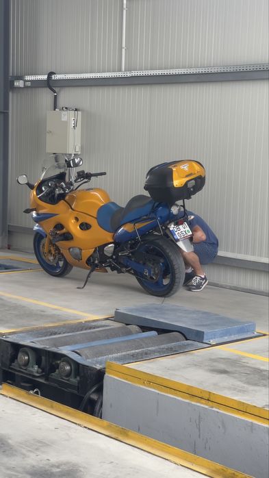 Suzuki GSX-f 600 Katana (Se Poate Limita A2)