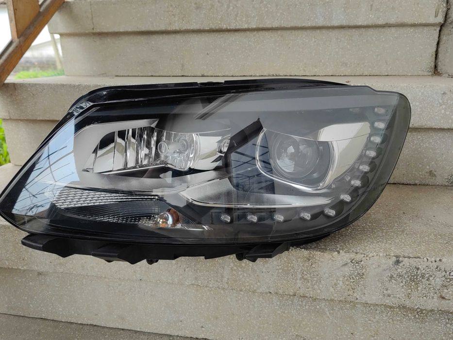 Фар VW Touran Bi-Xenon LED ляв / Фар Фолксваген Туаран / Фар VW Caddy / Фар Кади Оригинален