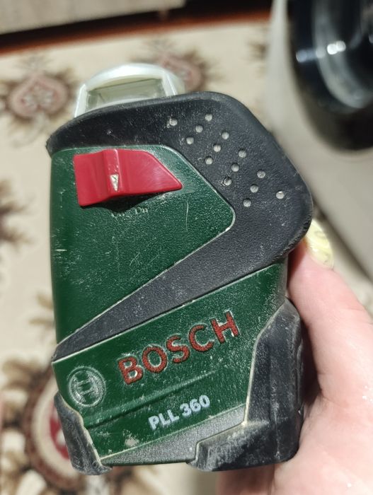 Лазерный нивелир Bosch PLL 360 360° / Б.У. Оригинал