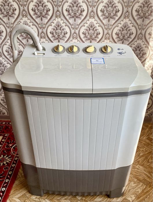 Продаю стиральную машину LG полуавтомат в отличном состоянии