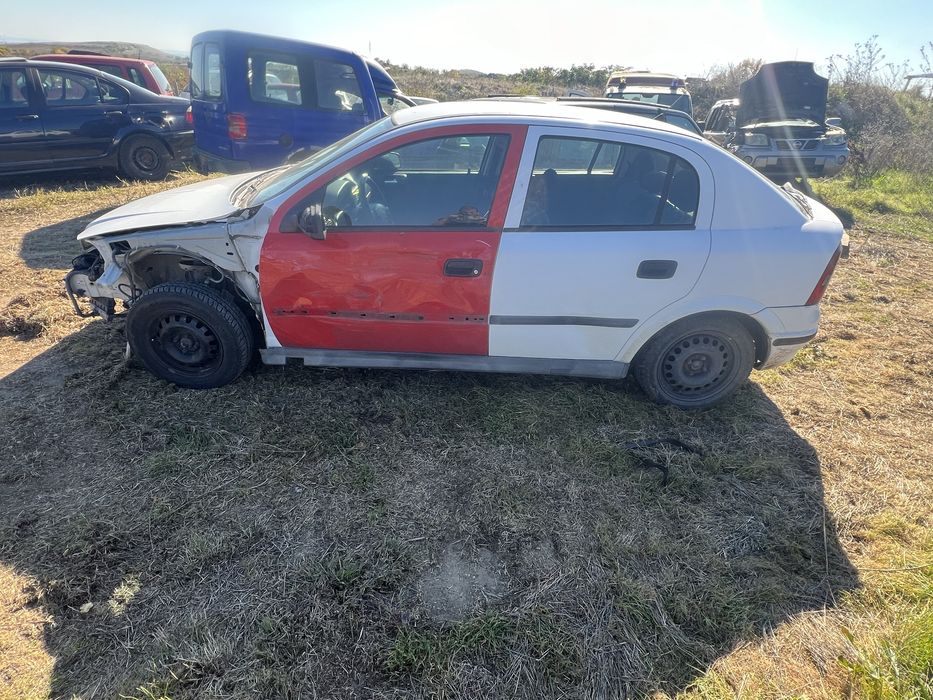 Опел Астра 4 бр за части