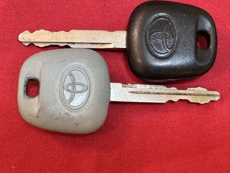 Ключ за Toyota прав оригинален