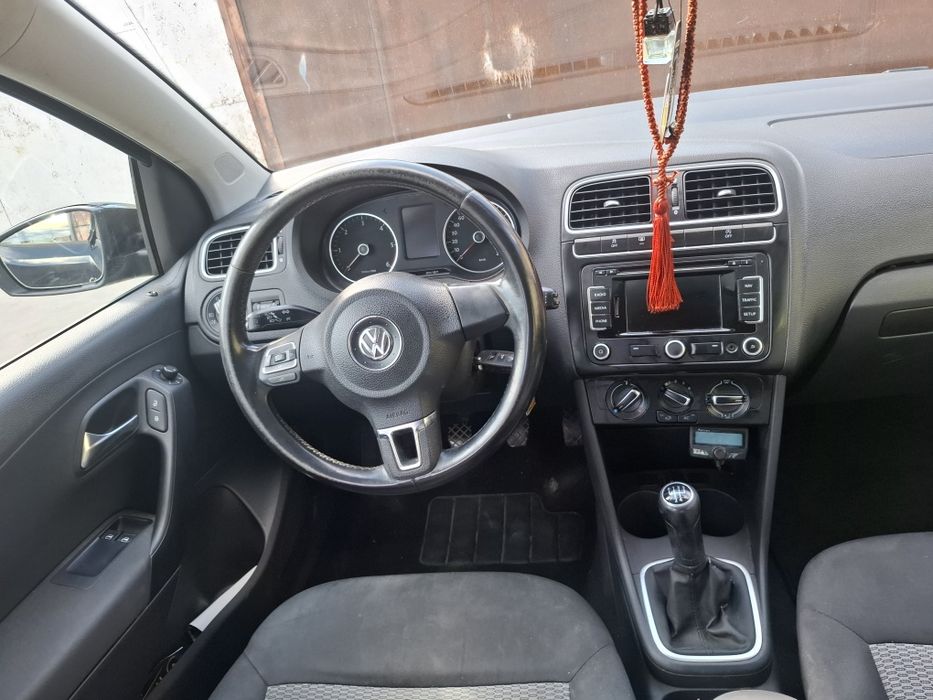 VOLKSWAGEN Polo 2011 — imagine 5