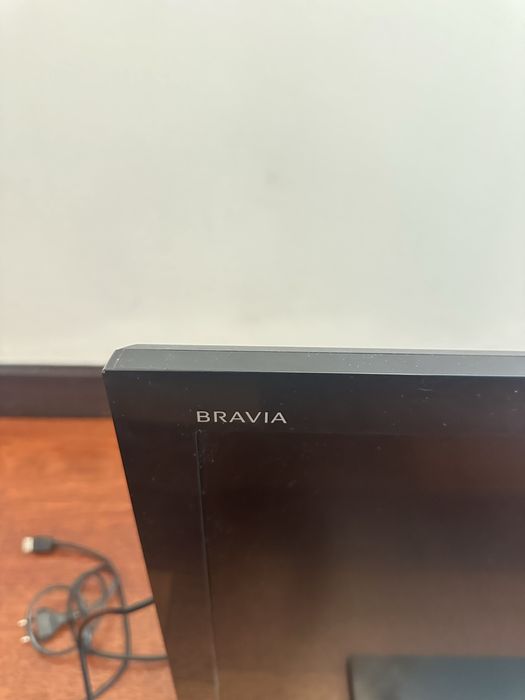 TV Sony bravia with remote