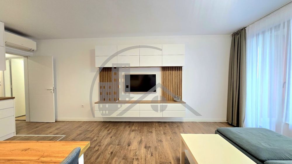 Дава се под наем Тристаен апартамент в Варна, Победа - 105 кв.м за 816 € - Снимка #2