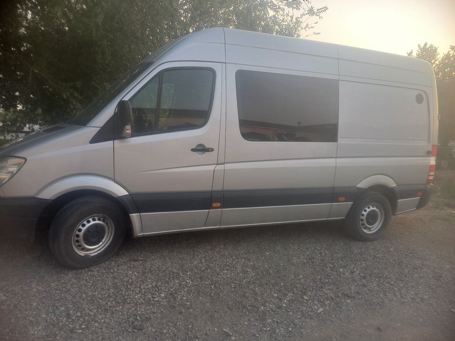 Мерседес спринтер сотилади