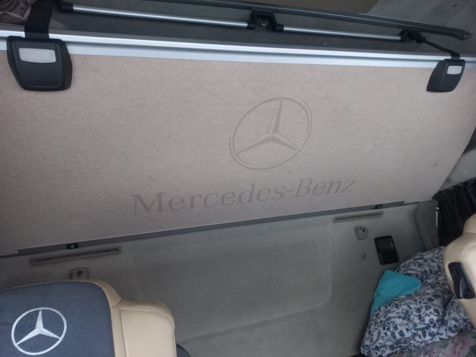Продам  тягач MERCEDES-BENZ