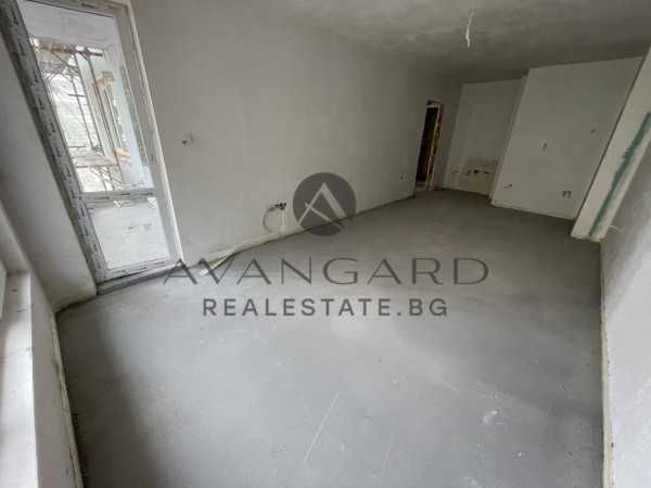 оф.10299 2-стаен Кършияка/Гагарин