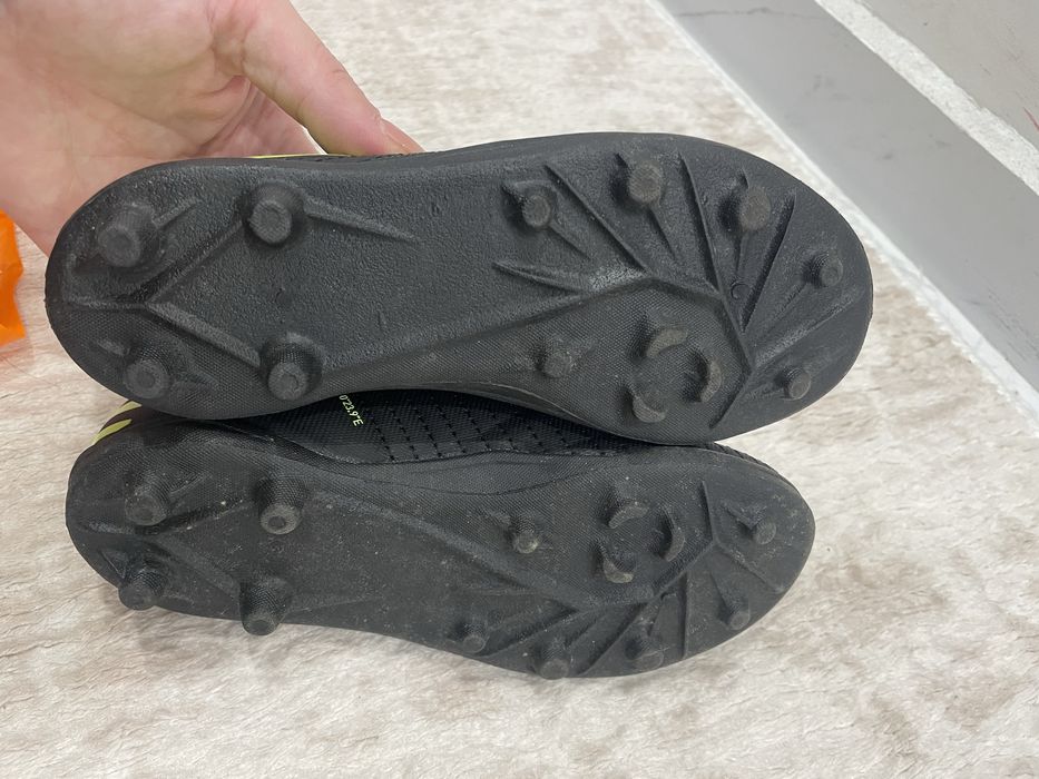 Футболни обувки-30 номер