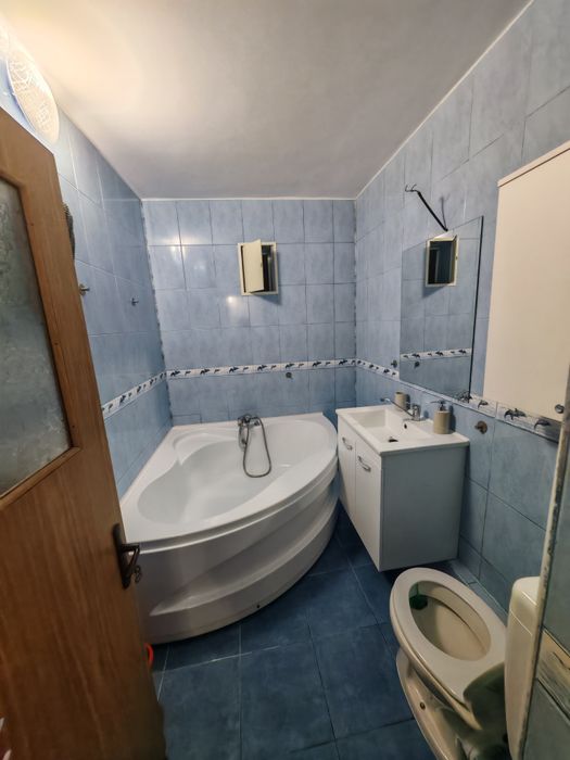 Apartament 3 camere de închiriat, Otopeni