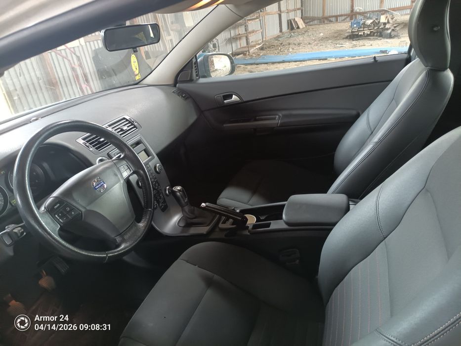 Volvo C30 на части