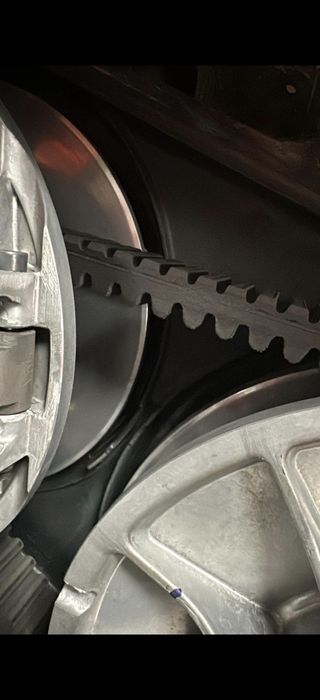 Cf moto x10 ca și nou