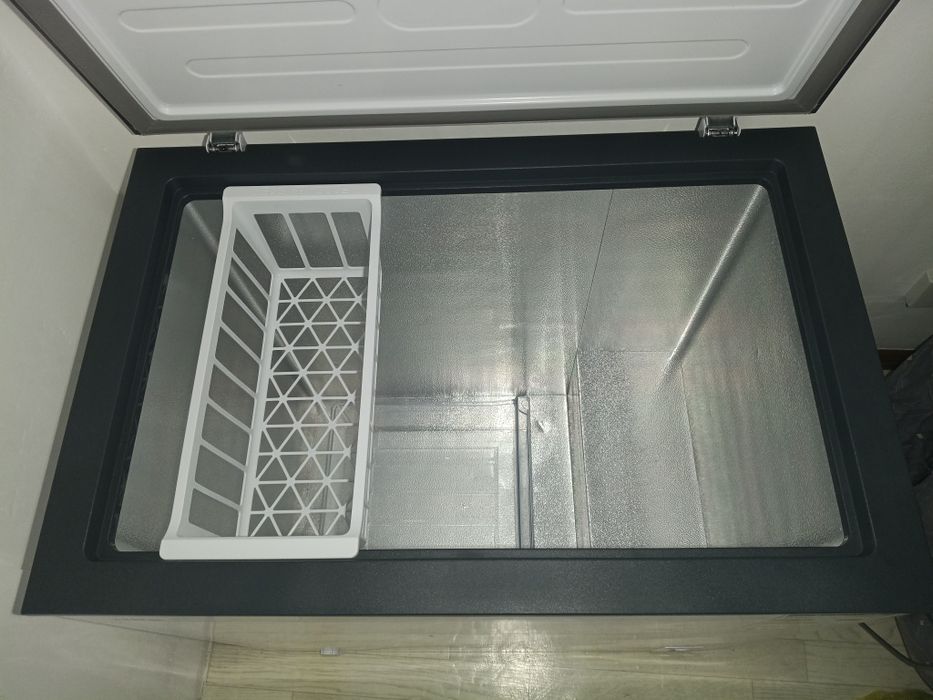 Продам Морозильник