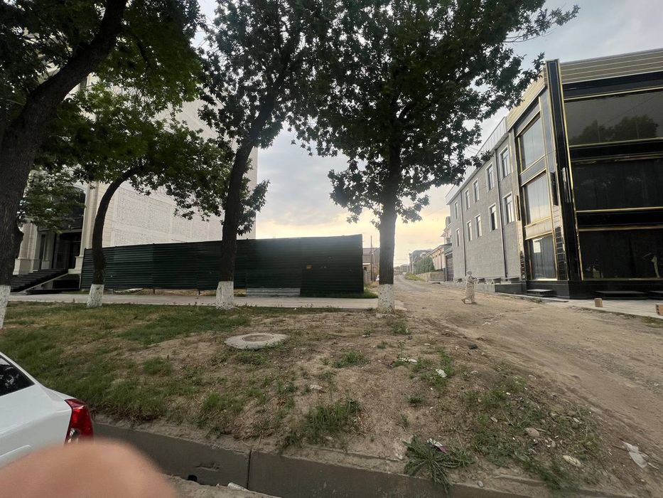 Земельный участок, вдоль дороги, 1-я линия, Американское посольство