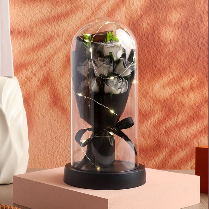 Подарочный набор к 8 марта цветы в колбе