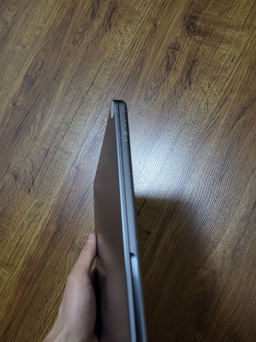 Macbook air m3 Macbook air m3 8/256gb.