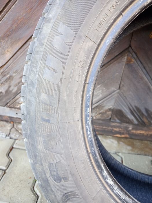 Все сезонни гуми 215/60/17