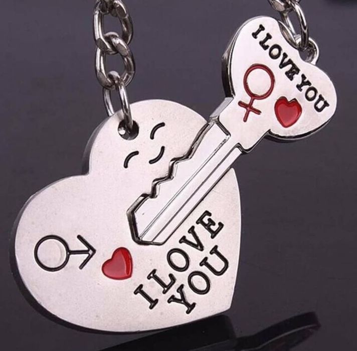 Парные брелки (два в одном)