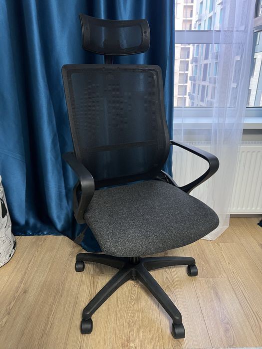 Офисное компьютерное кресло «Новый стиль».