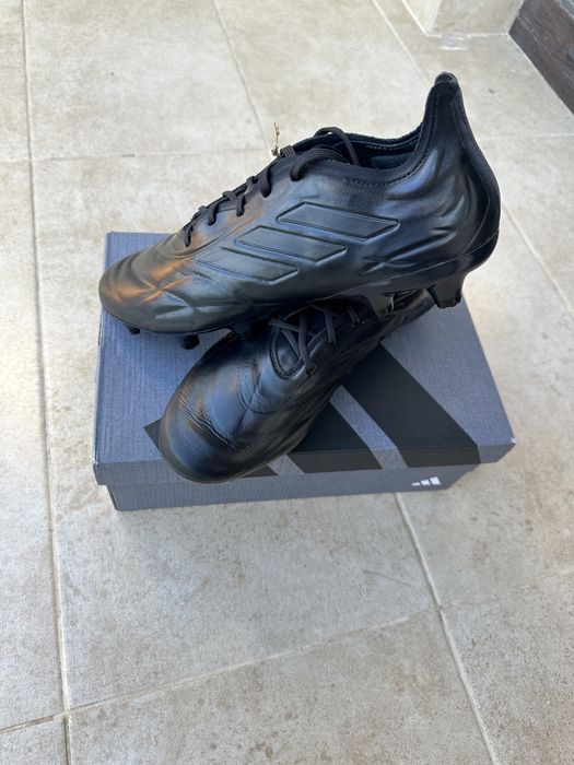 Vând ghete fotbal profesionale COPA PURE 1 FG