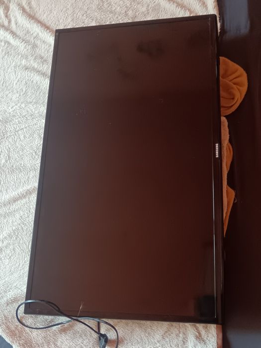 Vând televizor samsung