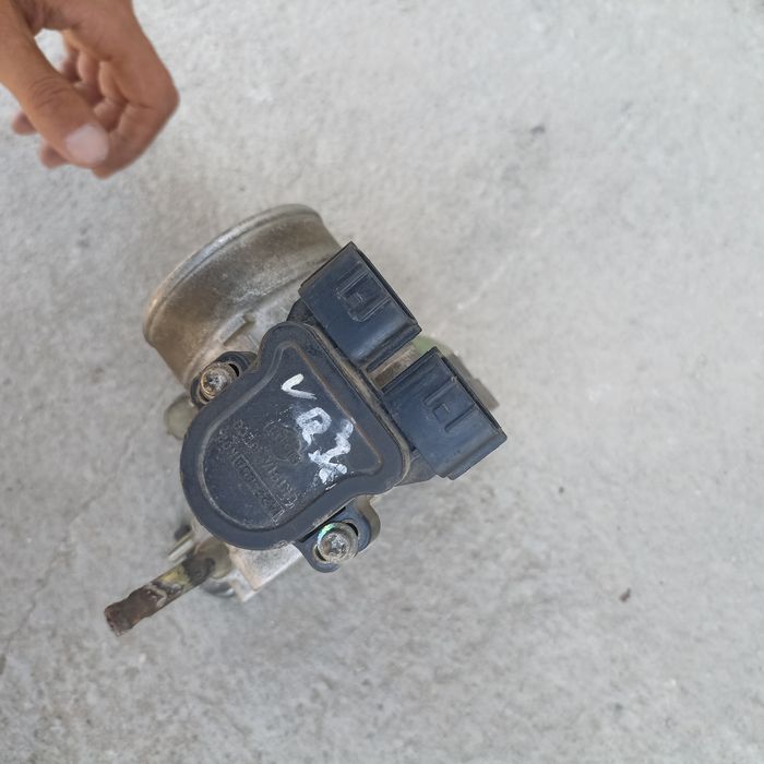 Дроссельный заслонка