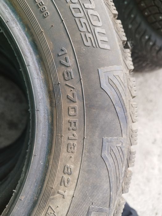 Продам комплект зимней резины