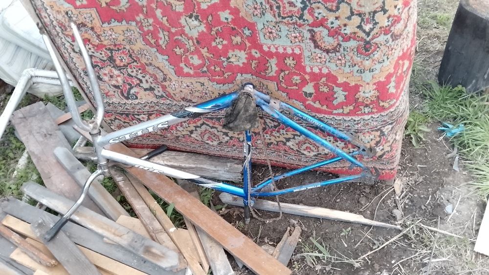 Продам велосипед калесы на 28